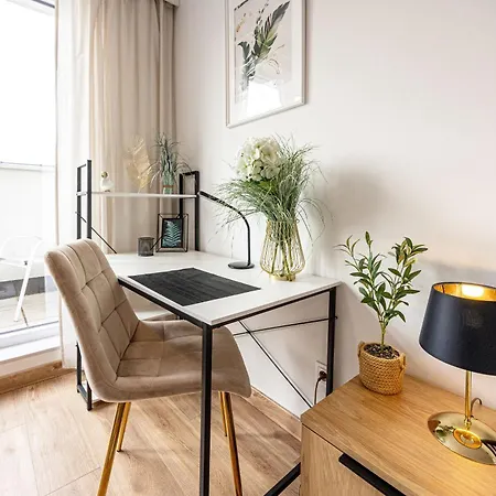 Rentplanet - Slonimskiego Ii Apartmán *